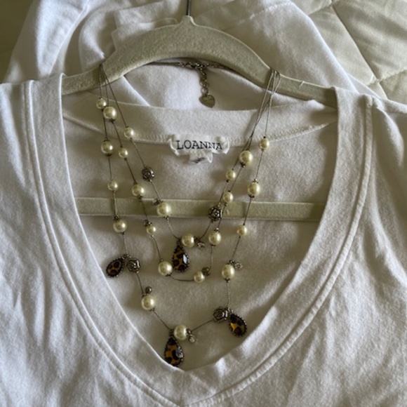 Betsey Johnson Triple Strand Necklace - Picture 4 of 4